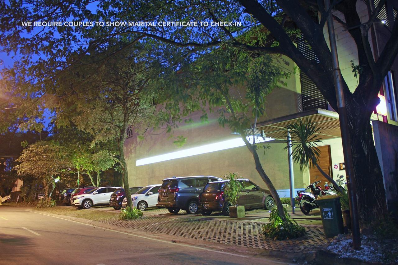 Zen Rooms Permata Karawaci Syariah Tangerang Bagian luar foto